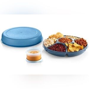Tupperware serving center set blue